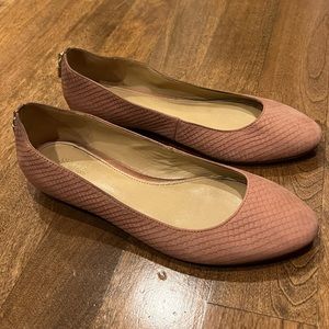 Micheal Kors flats